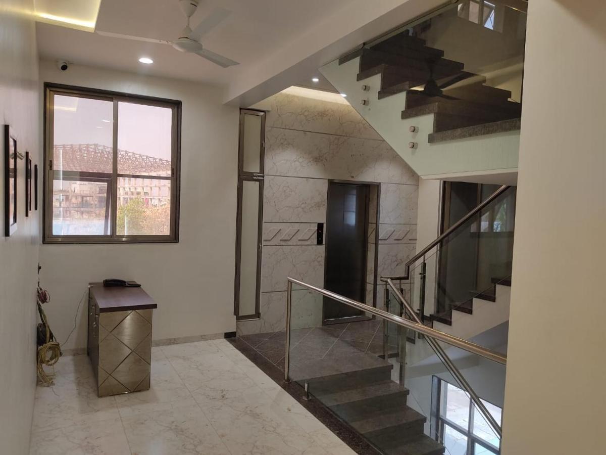 Hotel Rose Gold Ahmednagar Luaran gambar