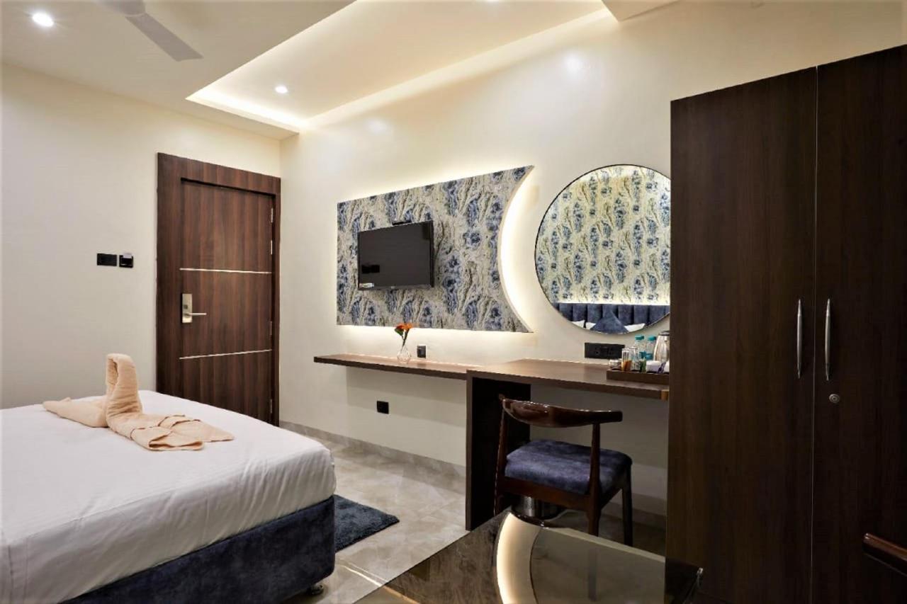 Hotel Rose Gold Ahmednagar Luaran gambar