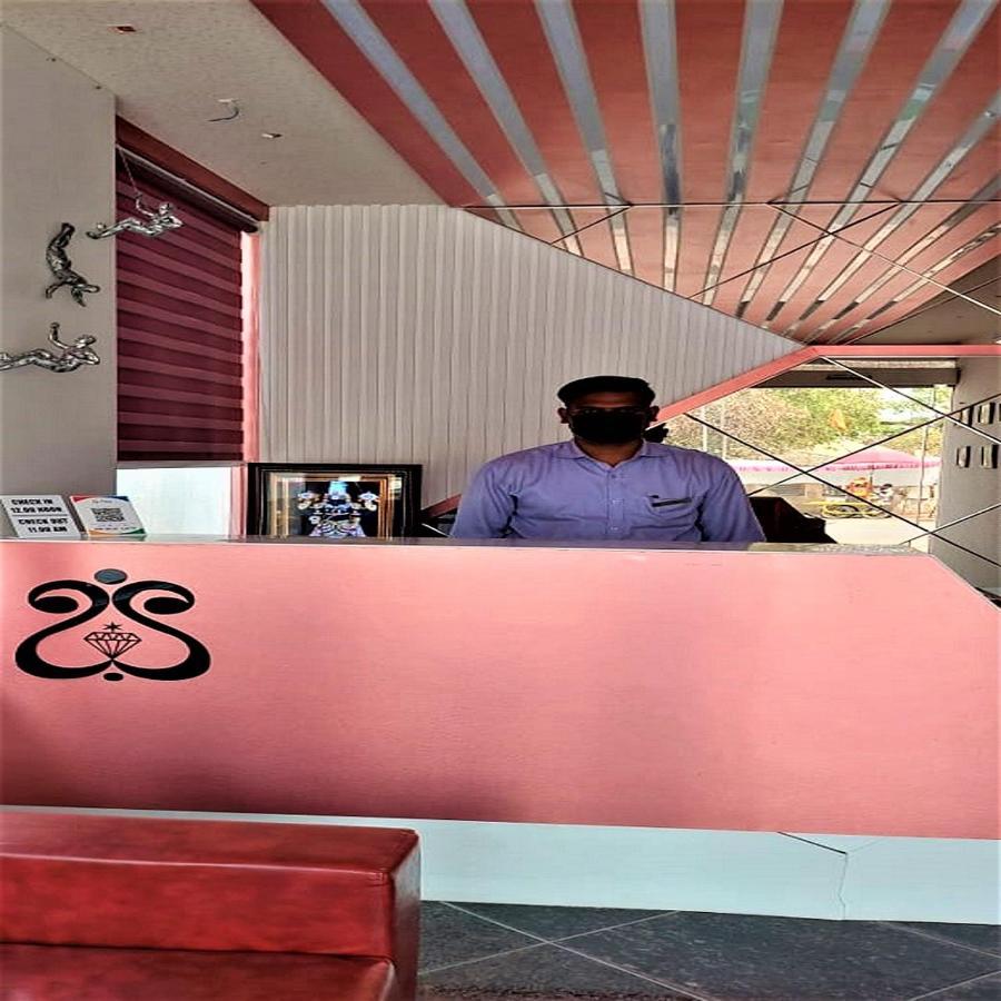 Hotel Rose Gold Ahmednagar Luaran gambar
