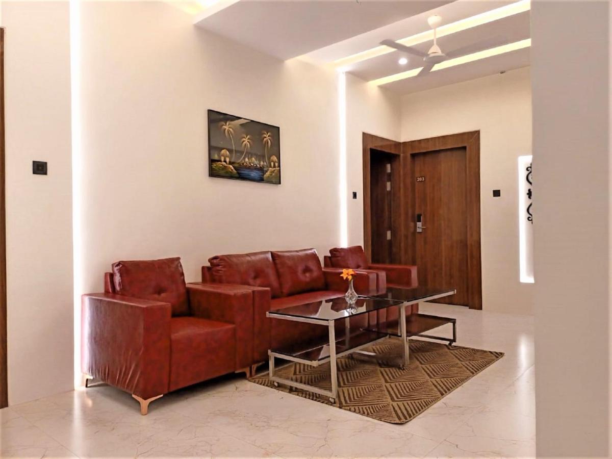 Hotel Rose Gold Ahmednagar Luaran gambar